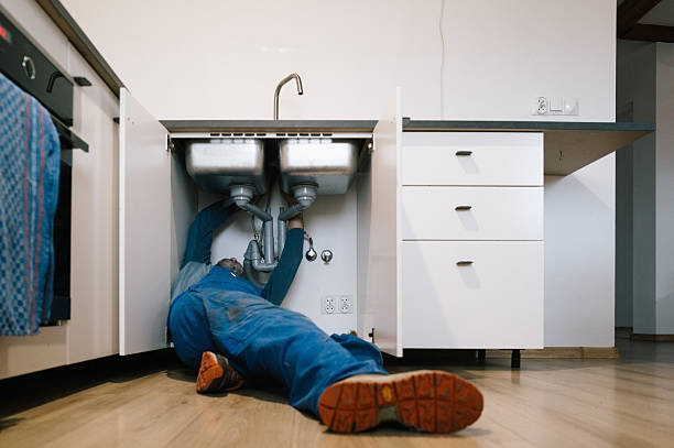 Professional Leak Detection technician working in Patton, CA